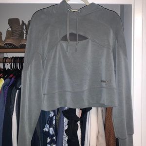 Modal lululemon crop hoodie